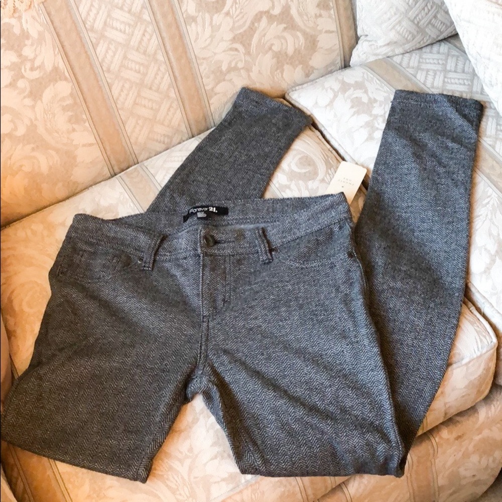 Forever 21 Grey tweed skinny pants medium